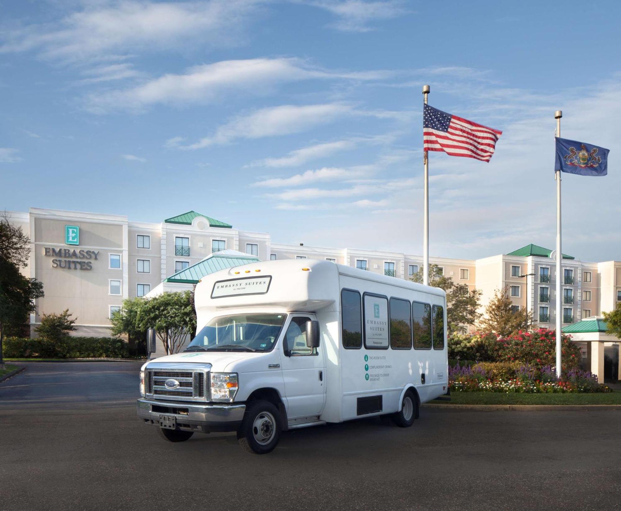 Embassy Suites By Hilton Philadelphia Airport Exterior photo